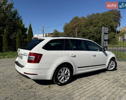 Шкода Октавия 2018 в Ровно на Automoto.ua Белый Шкода Октавия, объемом двигателя 1.6 л и пробегом 196 тыс. км за 14300 $, фото 6 на Automoto.ua