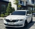 Білий Шкода Октавія, об'ємом двигуна 1.6 л та пробігом 300 тис. км за 12800 $, фото 1 на Automoto.ua