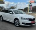 Белый Шкода Октавия, объемом двигателя 2 л и пробегом 212 тыс. км за 16700 $, фото 1 на Automoto.ua