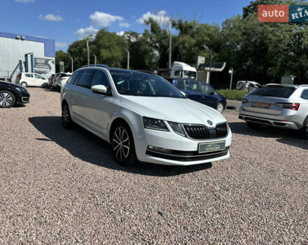 Белый Шкода Октавия, объемом двигателя 1.6 л и пробегом 176 тыс. км за 13700 $, фото 13 на Automoto.ua