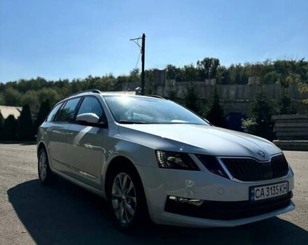 Белый Шкода Октавия, объемом двигателя 1.6 л и пробегом 202 тыс. км за 14900 $, фото 5 на Automoto.ua