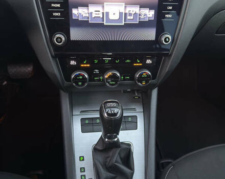 Белый Шкода Октавия, объемом двигателя 1.97 л и пробегом 236 тыс. км за 15700 $, фото 20 на Automoto.ua