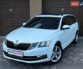 Шкода Октавия 2018 в Виннице на Automoto.ua Белый Шкода Октавия, объемом двигателя 1.97 л и пробегом 324 тыс. км за 15999 $, фото 1 на Automoto.ua