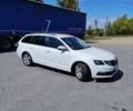 Білий Шкода Октавія, об'ємом двигуна 1.6 л та пробігом 210 тис. км за 14500 $, фото 1 на Automoto.ua