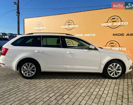 Білий Шкода Октавія, об'ємом двигуна 1.97 л та пробігом 210 тис. км за 14500 $, фото 6 на Automoto.ua