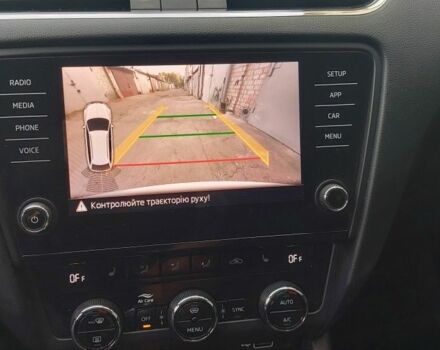 Білий Шкода Октавія, об'ємом двигуна 1.6 л та пробігом 178 тис. км за 14700 $, фото 6 на Automoto.ua