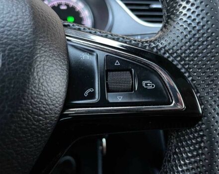 Белый Шкода Октавия, объемом двигателя 2 л и пробегом 324 тыс. км за 15699 $, фото 2 на Automoto.ua