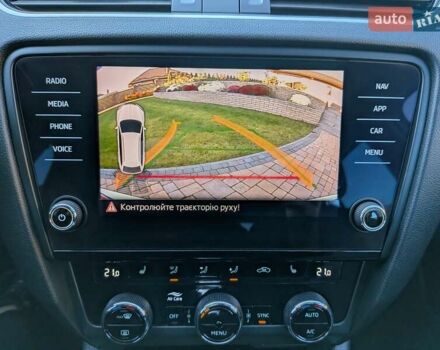 Білий Шкода Октавія, об'ємом двигуна 1.6 л та пробігом 210 тис. км за 14350 $, фото 51 на Automoto.ua