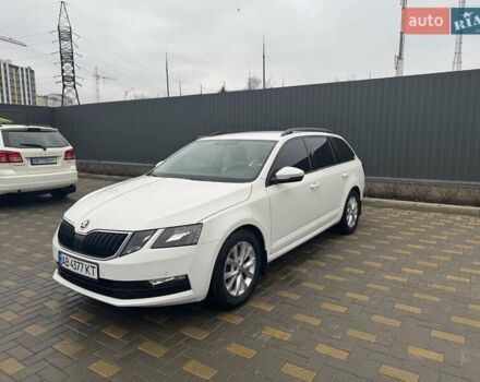 Білий Шкода Октавія, об'ємом двигуна 1.98 л та пробігом 279 тис. км за 15900 $, фото 5 на Automoto.ua