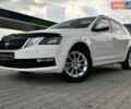 Белый Шкода Октавия, объемом двигателя 1.6 л и пробегом 261 тыс. км за 11555 $, фото 1 на Automoto.ua