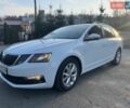 Білий Шкода Октавія, об'ємом двигуна 1.6 л та пробігом 205 тис. км за 13700 $, фото 1 на Automoto.ua