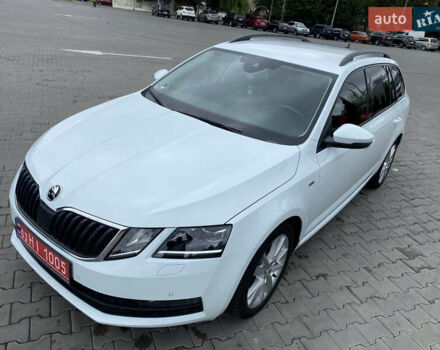 Белый Шкода Октавия, объемом двигателя 2 л и пробегом 176 тыс. км за 15350 $, фото 17 на Automoto.ua