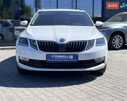 Белый Шкода Октавия, объемом двигателя 1.97 л и пробегом 116 тыс. км за 19990 $, фото 5 на Automoto.ua