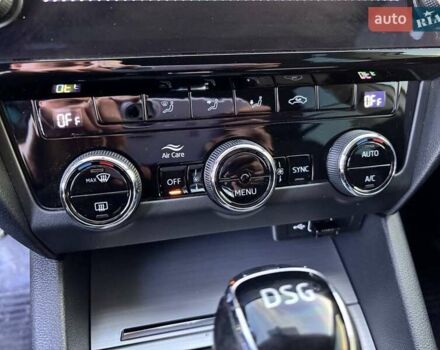 Шкода Октавия 2018 в Киеве на Automoto.ua Белый Шкода Октавия, объемом двигателя 1.6 л и пробегом 206 тыс. км за 14600 $, фото 28 на Automoto.ua