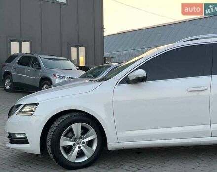 Білий Шкода Октавія, об'ємом двигуна 1.6 л та пробігом 302 тис. км за 14290 $, фото 2 на Automoto.ua