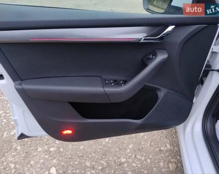 Білий Шкода Октавія, об'ємом двигуна 1.97 л та пробігом 231 тис. км за 16900 $, фото 24 на Automoto.ua