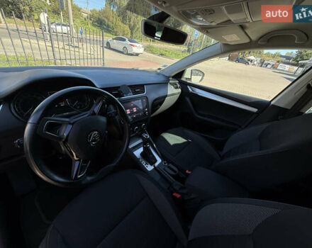 Белый Шкода Октавия, объемом двигателя 1.6 л и пробегом 196 тыс. км за 14200 $, фото 13 на Automoto.ua