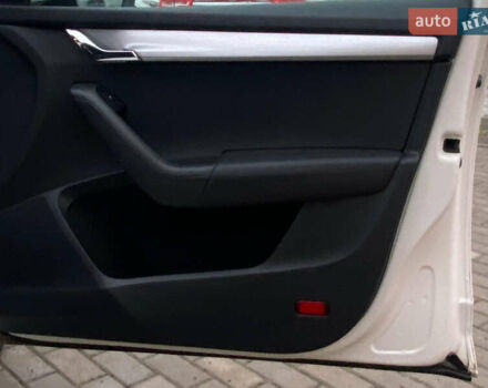 Белый Шкода Октавия, объемом двигателя 1.97 л и пробегом 210 тыс. км за 13999 $, фото 20 на Automoto.ua