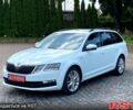 Белый Шкода Октавия, объемом двигателя 1.6 л и пробегом 232 тыс. км за 13900 $, фото 1 на Automoto.ua