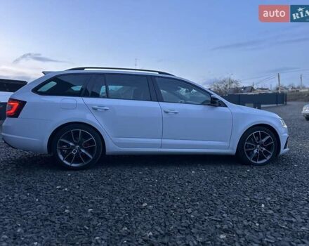 Белый Шкода Октавия, объемом двигателя 1.97 л и пробегом 260 тыс. км за 17900 $, фото 4 на Automoto.ua