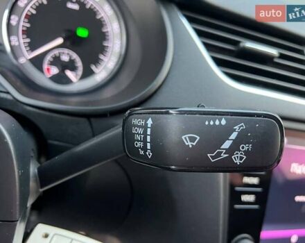 Білий Шкода Октавія, об'ємом двигуна 1.6 л та пробігом 302 тис. км за 14290 $, фото 25 на Automoto.ua