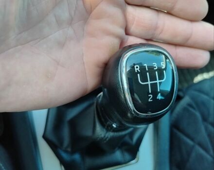 Білий Шкода Октавія, об'ємом двигуна 1.6 л та пробігом 210 тис. км за 14500 $, фото 16 на Automoto.ua