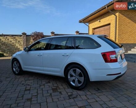 Білий Шкода Октавія, об'ємом двигуна 1.6 л та пробігом 210 тис. км за 14350 $, фото 9 на Automoto.ua