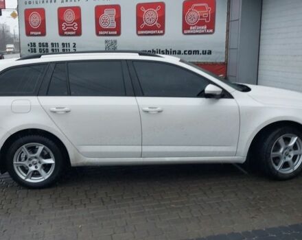 Білий Шкода Октавія, об'ємом двигуна 1.6 л та пробігом 178 тис. км за 14700 $, фото 7 на Automoto.ua