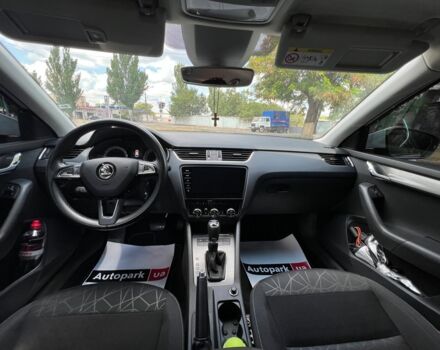 Белый Шкода Октавия, объемом двигателя 2 л и пробегом 209 тыс. км за 16990 $, фото 17 на Automoto.ua