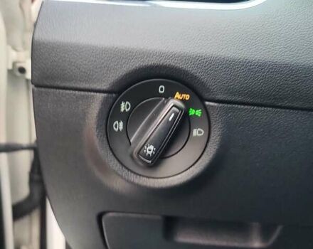 Белый Шкода Октавия, объемом двигателя 2 л и пробегом 271 тыс. км за 14399 $, фото 32 на Automoto.ua