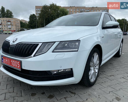 Белый Шкода Октавия, объемом двигателя 2 л и пробегом 176 тыс. км за 15350 $, фото 13 на Automoto.ua