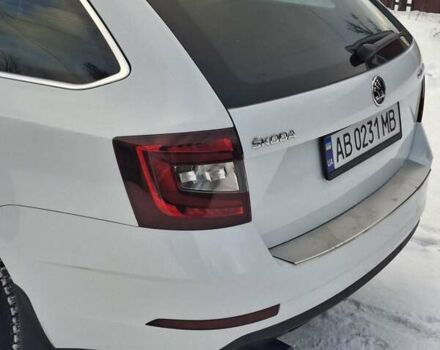 Белый Шкода Октавия, объемом двигателя 1.6 л и пробегом 240 тыс. км за 14100 $, фото 5 на Automoto.ua