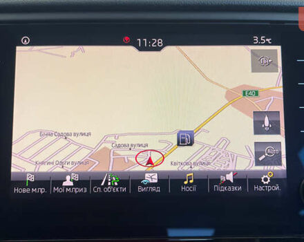 Белый Шкода Октавия, объемом двигателя 1.6 л и пробегом 209 тыс. км за 15950 $, фото 26 на Automoto.ua