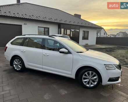 Білий Шкода Октавія, об'ємом двигуна 2 л та пробігом 210 тис. км за 16400 $, фото 16 на Automoto.ua