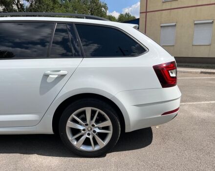 Белый Шкода Октавия, объемом двигателя 2 л и пробегом 209 тыс. км за 16990 $, фото 10 на Automoto.ua