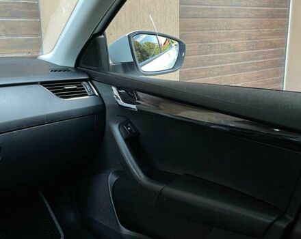 Белый Шкода Октавия, объемом двигателя 2 л и пробегом 324 тыс. км за 15699 $, фото 15 на Automoto.ua