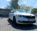 Белый Шкода Октавия, объемом двигателя 2 л и пробегом 242 тыс. км за 14300 $, фото 1 на Automoto.ua