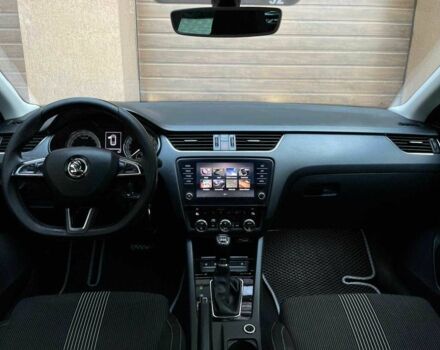 Белый Шкода Октавия, объемом двигателя 2 л и пробегом 324 тыс. км за 15699 $, фото 11 на Automoto.ua