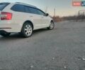 Белый Шкода Октавия, объемом двигателя 1.6 л и пробегом 211 тыс. км за 12900 $, фото 3 на Automoto.ua