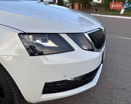 Шкода Октавия 2018 в Киеве на Automoto.ua Белый Шкода Октавия, объемом двигателя 1.6 л и пробегом 206 тыс. км за 14600 $, фото 26 на Automoto.ua