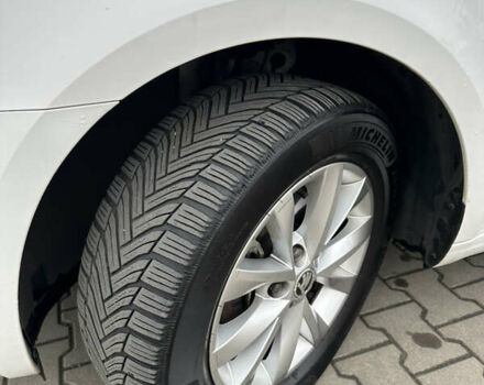 Белый Шкода Октавия, объемом двигателя 1.97 л и пробегом 250 тыс. км за 14500 $, фото 15 на Automoto.ua