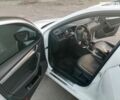 Белый Шкода Октавия, объемом двигателя 1.6 л и пробегом 219 тыс. км за 12000 $, фото 1 на Automoto.ua