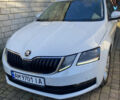 Белый Шкода Октавия, объемом двигателя 1.6 л и пробегом 223 тыс. км за 15500 $, фото 1 на Automoto.ua