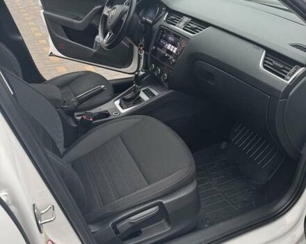Білий Шкода Октавія, об'ємом двигуна 1.98 л та пробігом 279 тис. км за 15900 $, фото 29 на Automoto.ua
