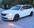 Белый Шкода Октавия, объемом двигателя 2 л и пробегом 298 тыс. км за 14000 $, фото 1 на Automoto.ua