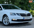 Белый Шкода Октавия, объемом двигателя 2 л и пробегом 229 тыс. км за 15500 $, фото 5 на Automoto.ua