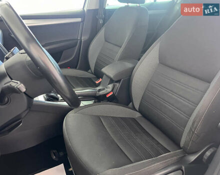 Белый Шкода Октавия, объемом двигателя 1.6 л и пробегом 209 тыс. км за 15950 $, фото 6 на Automoto.ua