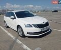 Белый Шкода Октавия, объемом двигателя 1.6 л и пробегом 286 тыс. км за 12900 $, фото 1 на Automoto.ua