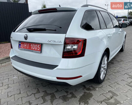 Белый Шкода Октавия, объемом двигателя 2 л и пробегом 176 тыс. км за 15350 $, фото 9 на Automoto.ua