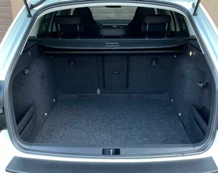 Белый Шкода Октавия, объемом двигателя 2 л и пробегом 324 тыс. км за 15699 $, фото 17 на Automoto.ua